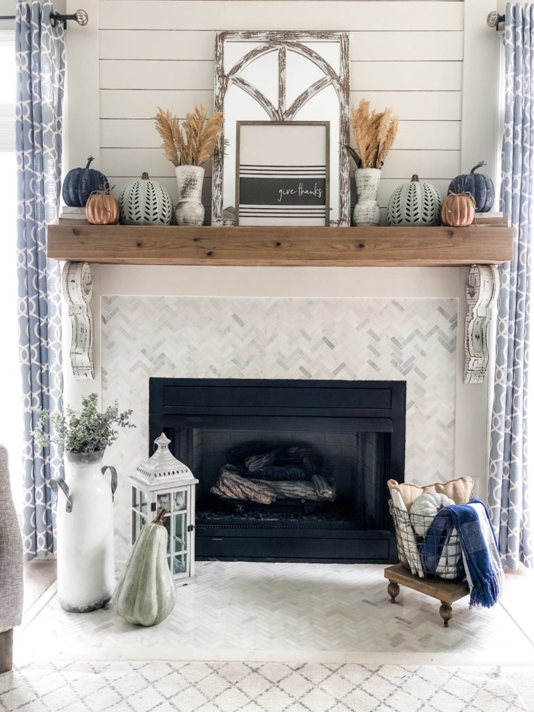 navy and copper mantle